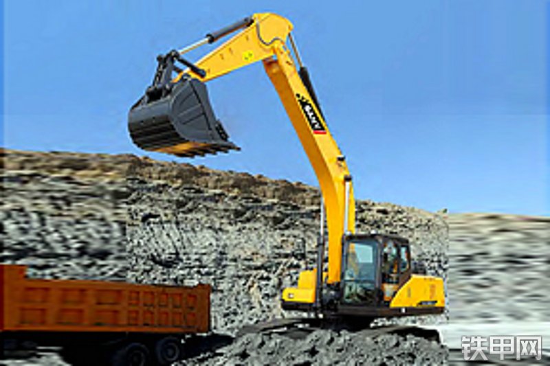 三一重工sy265c-10履带式挖掘机