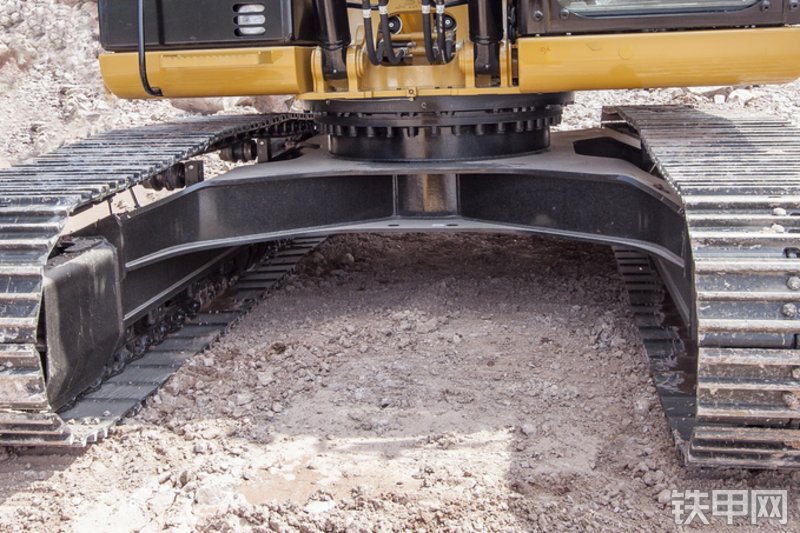 卡特彼勒323D2L挖掘机局部