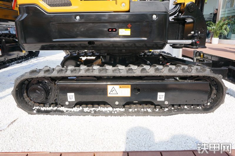 三一重工SY16C-10挖掘机局部