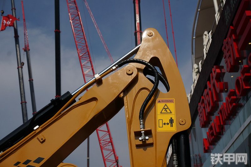 三一重工SY16C-10挖掘机局部