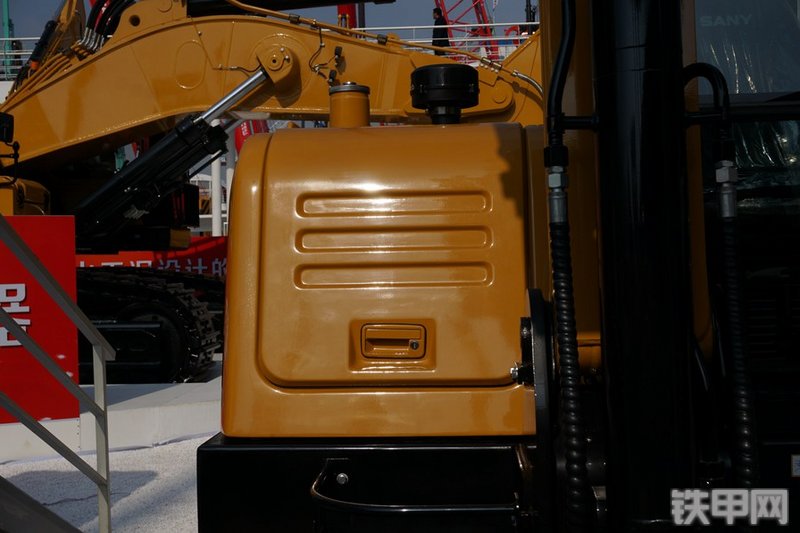 三一重工SY60C-10挖掘机局部