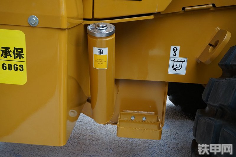 三一重工SW405K装载机局部