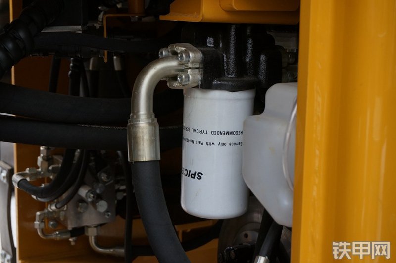 三一重工SW405K装载机局部