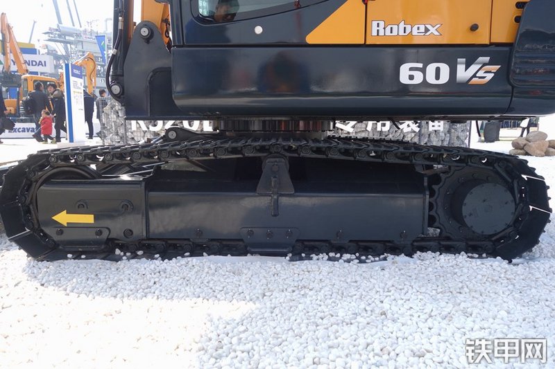 现代R66VS挖掘机局部