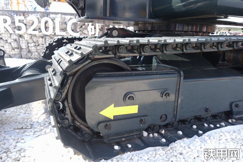 现代R66VS挖掘机局部