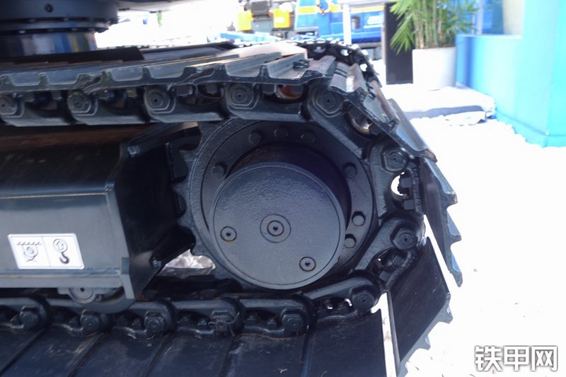 恒天九五JV75C挖掘机局部