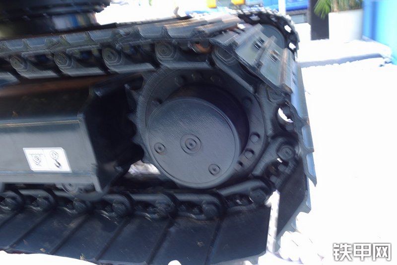 恒天九五JV75C挖掘机局部