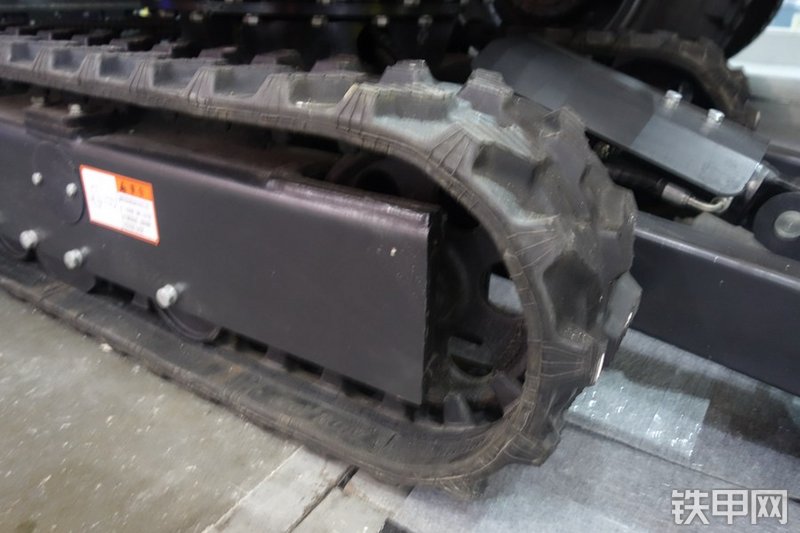 恒特重工HT08挖掘机局部