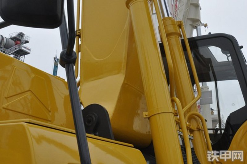 国机重工GE380H挖掘机整机外观