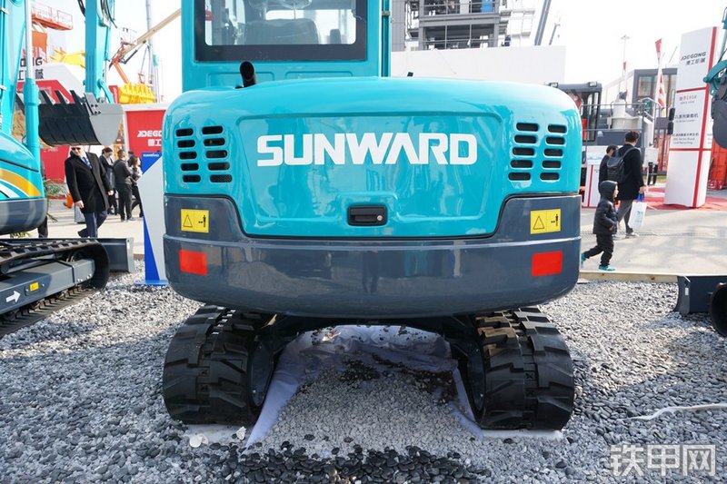 山河智能SWE60B挖掘机整机外观