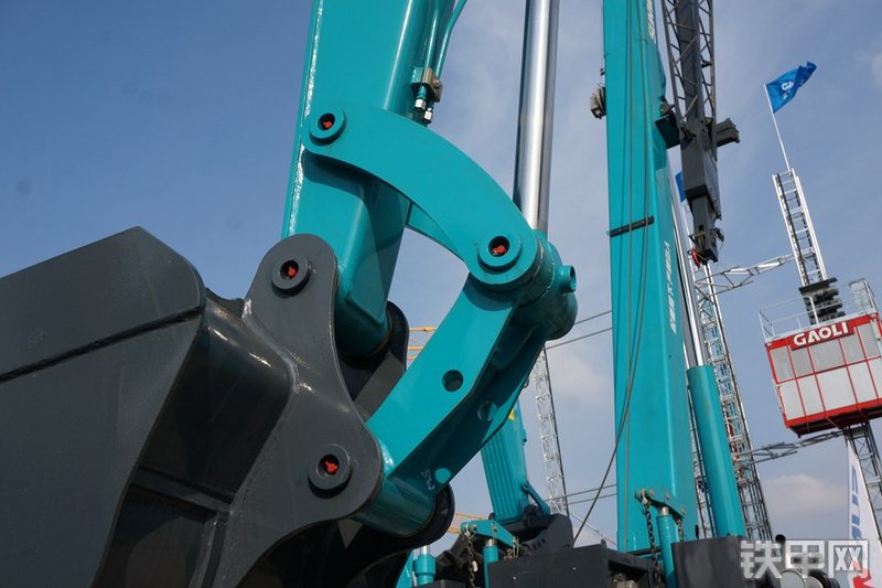 山河智能SWE80B挖掘机局部