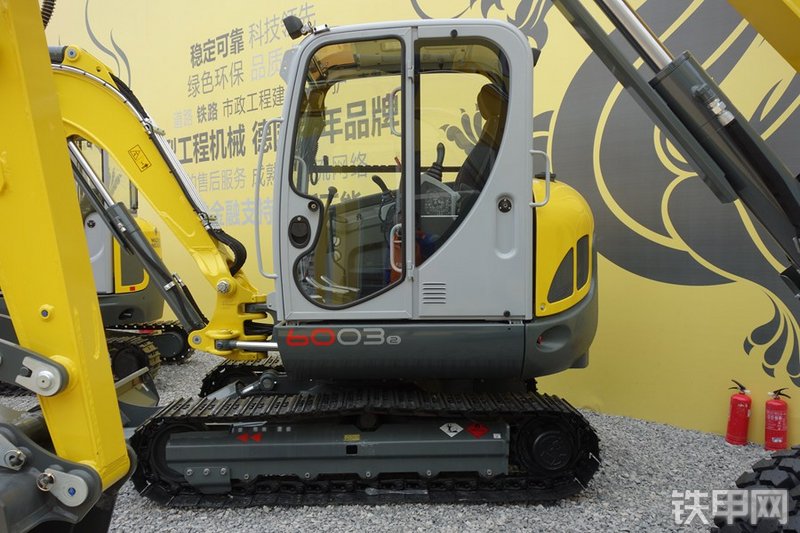 威克诺森6003挖掘机整机外观