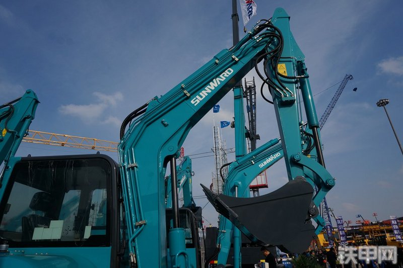 山河智能SWE60B挖掘机局部