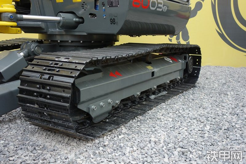 威克诺森6003挖掘机局部