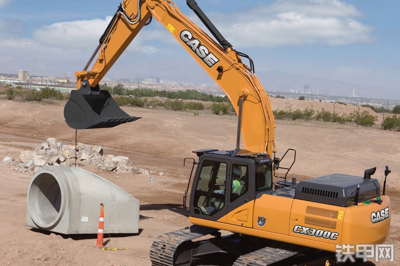 凯斯CX300C挖掘机整机外观