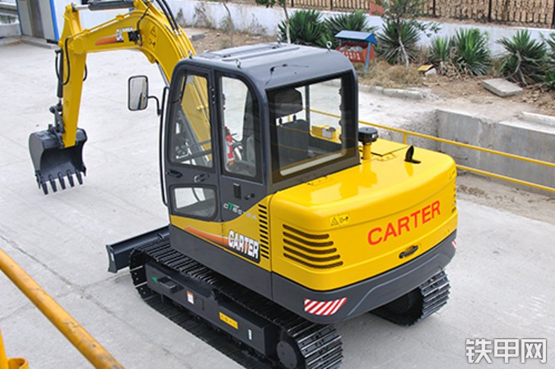 卡特重工CT65-8BIII挖掘机整机外观