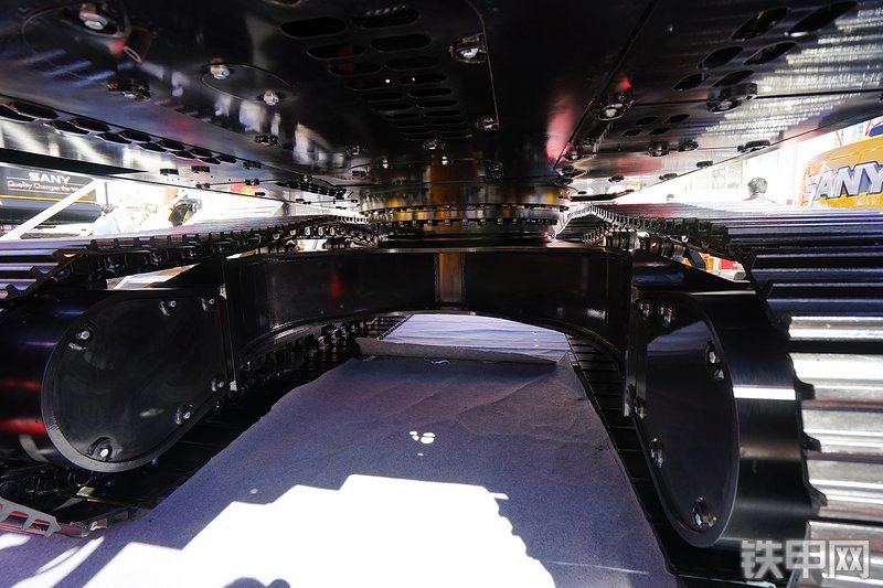 三一重工SY500H挖掘机局部