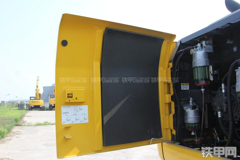 住友SH210-5挖掘机局部