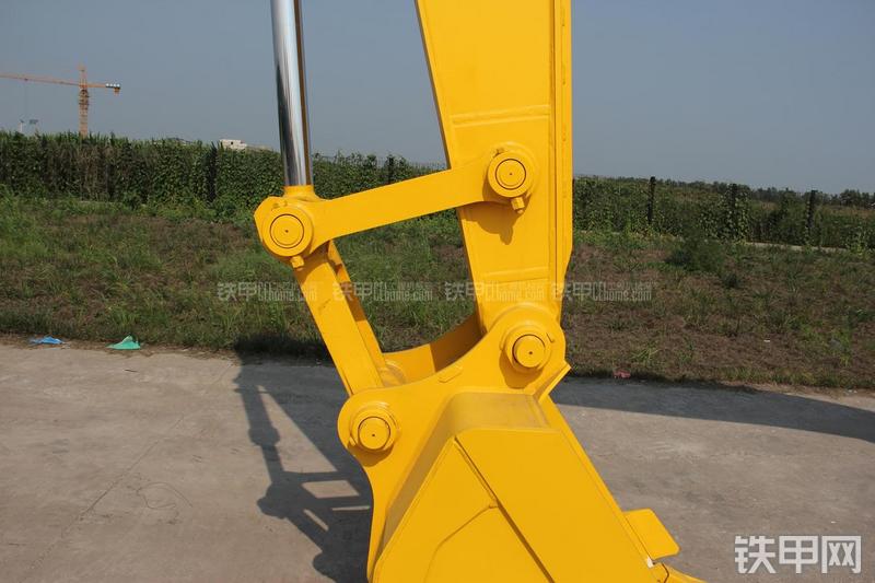 住友SH210-5挖掘机局部