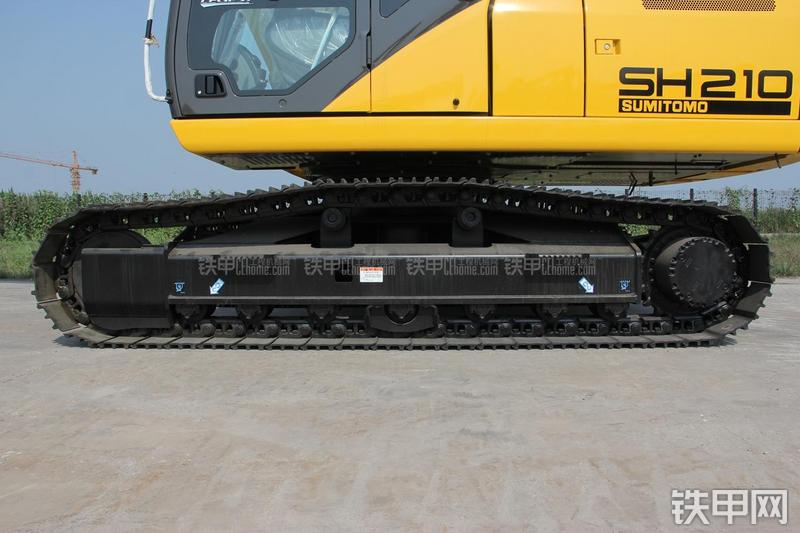 住友SH210-5挖掘机局部