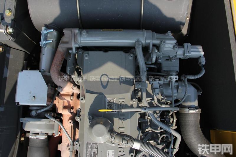 住友SH210-5挖掘机局部