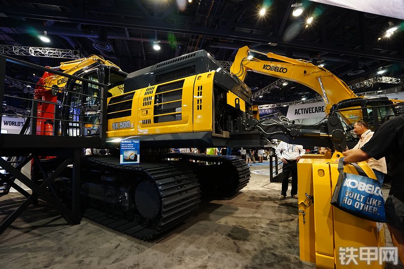 神钢SK500LC-10挖掘机局部