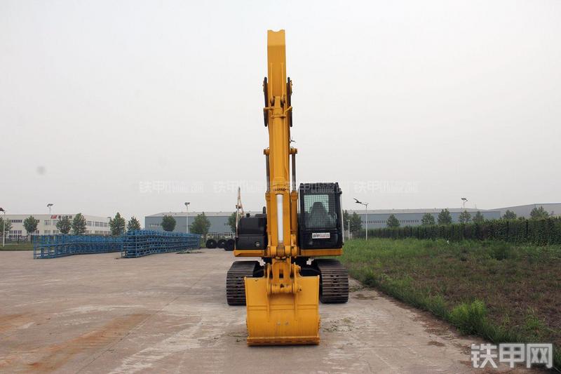 住友SH210-5矿山版挖掘机整机外观