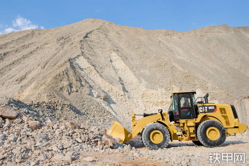 卡特彼勒962L装载机整机外观