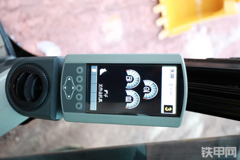 卡特彼勒320D2GC挖掘机局部