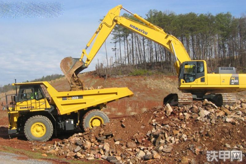 小松PC400LC-8挖掘机整机外观