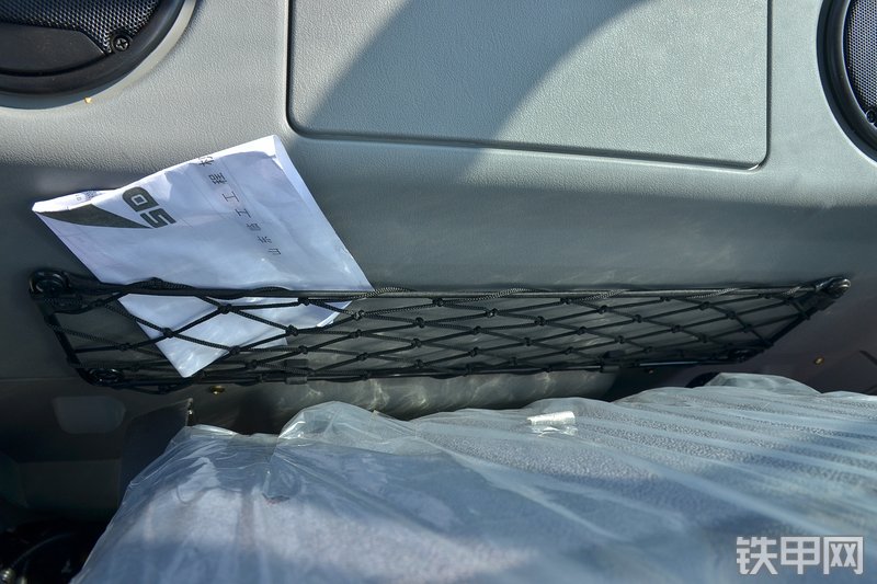 山东临工E660F挖掘机局部