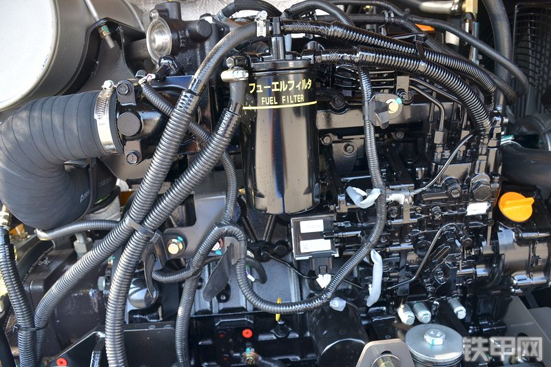 山东临工E665F挖掘机局部