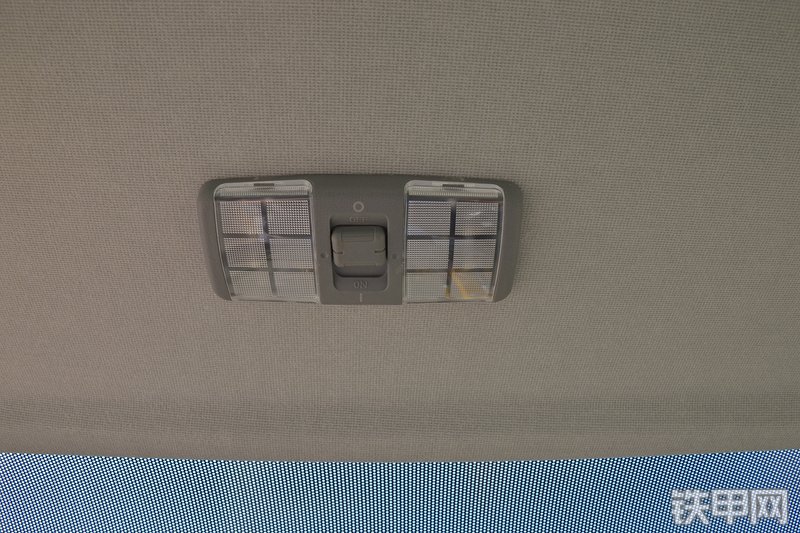 山东临工E665F挖掘机局部