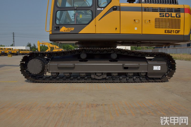 山东临工E6210F挖掘机局部