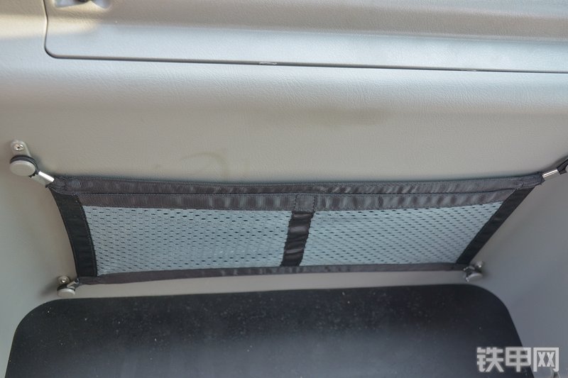 山东临工E6210F挖掘机局部