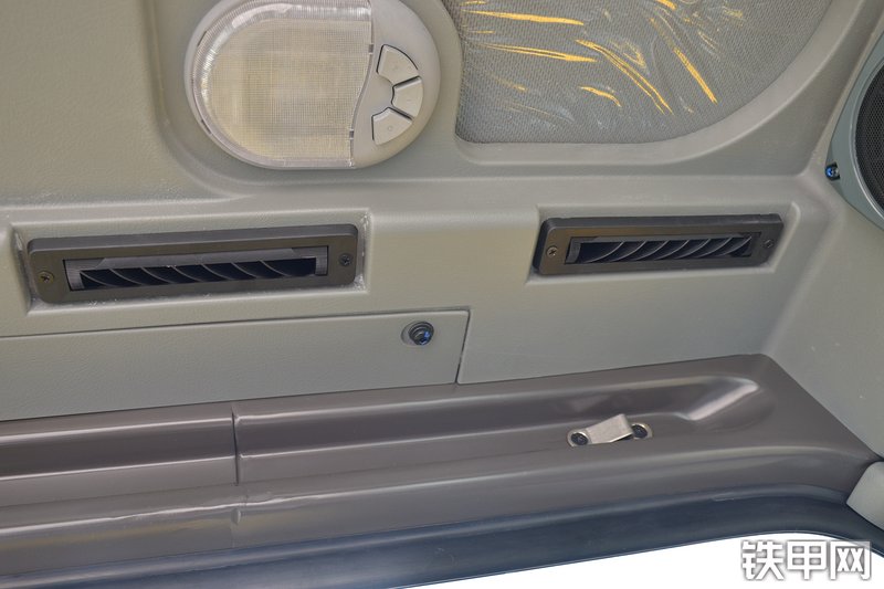 山东临工E6210F挖掘机局部