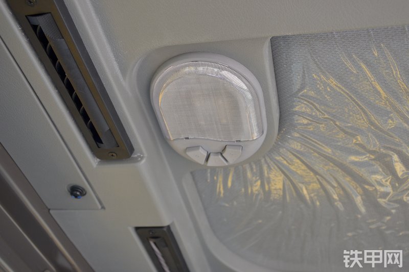 山东临工E6210F挖掘机局部