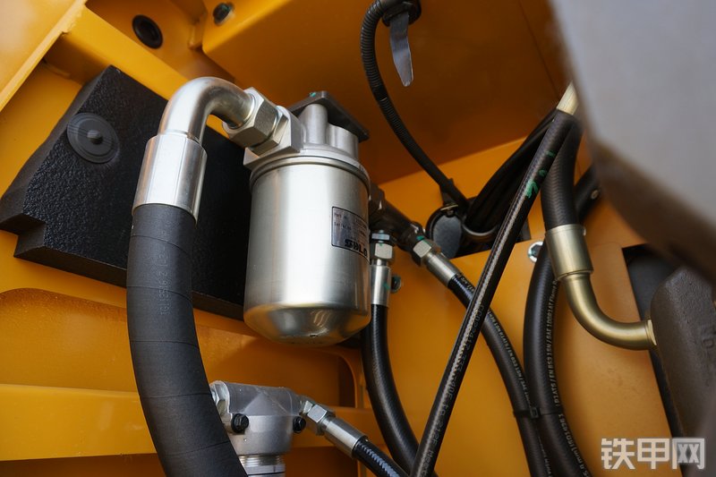 山东临工E6460F挖掘机局部