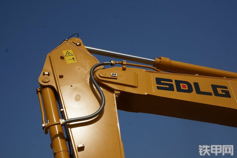 山东临工E6460F挖掘机局部