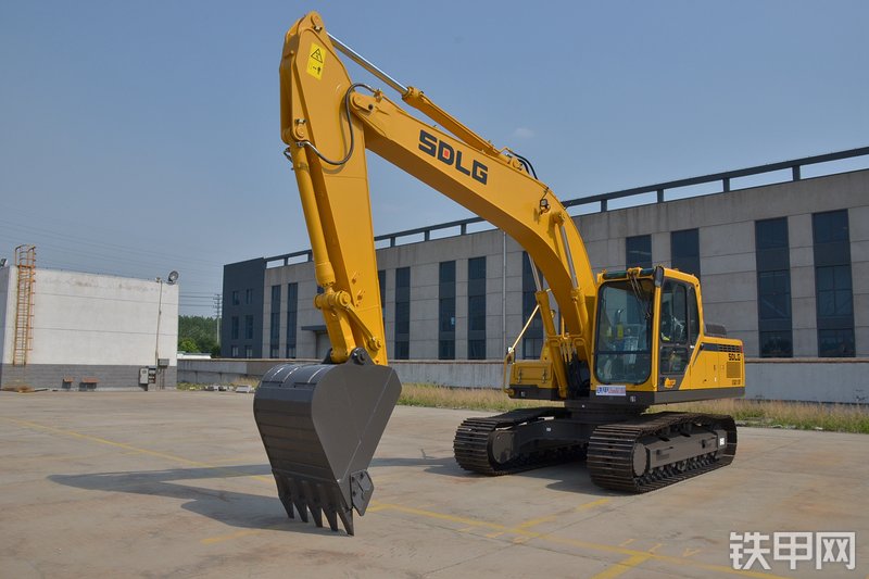 山东临工E6210F挖掘机整机外观