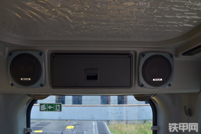 山东临工E6210F挖掘机局部