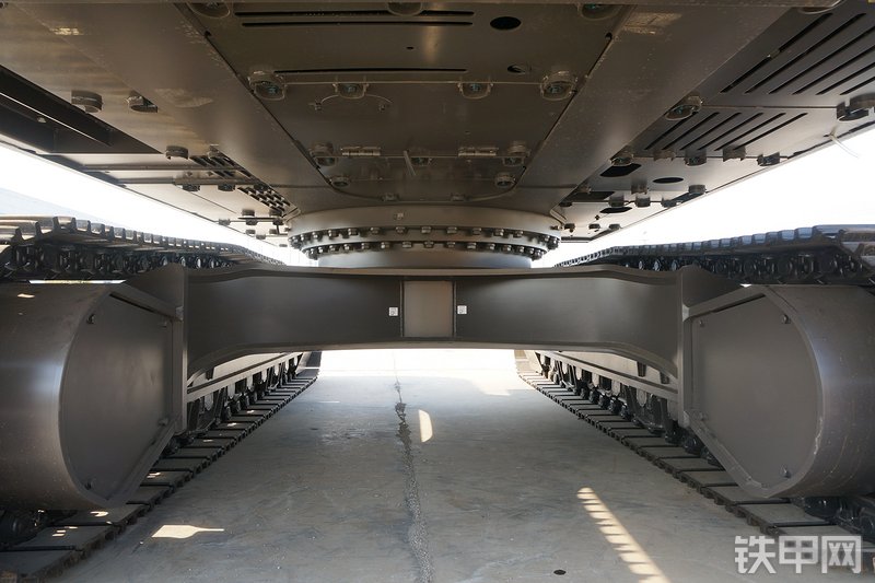 山东临工E6460F挖掘机局部