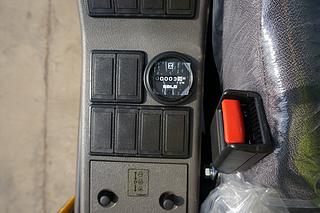 山东临工E6225F挖掘机局部