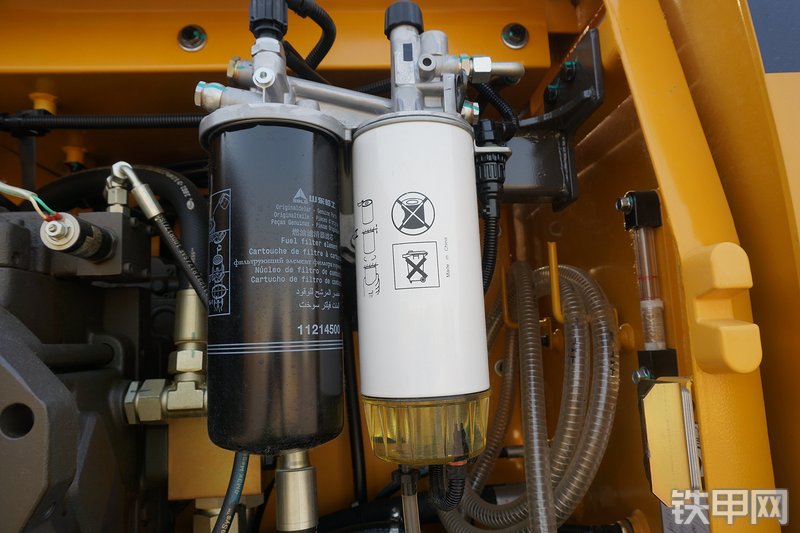 山东临工E6460F挖掘机局部