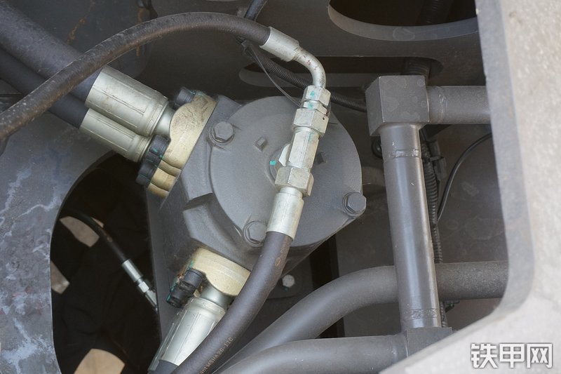 山东临工E6460F挖掘机局部