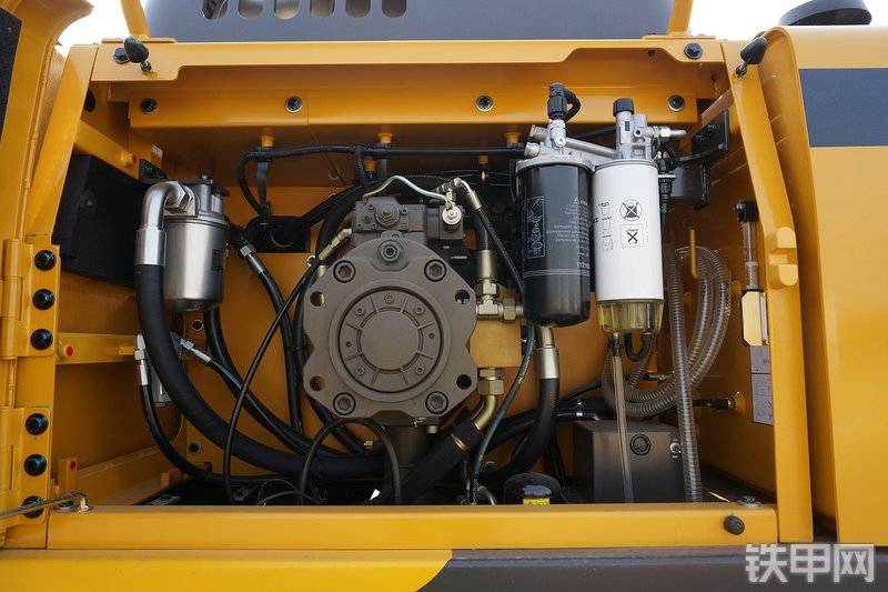 山东临工E6460F挖掘机局部