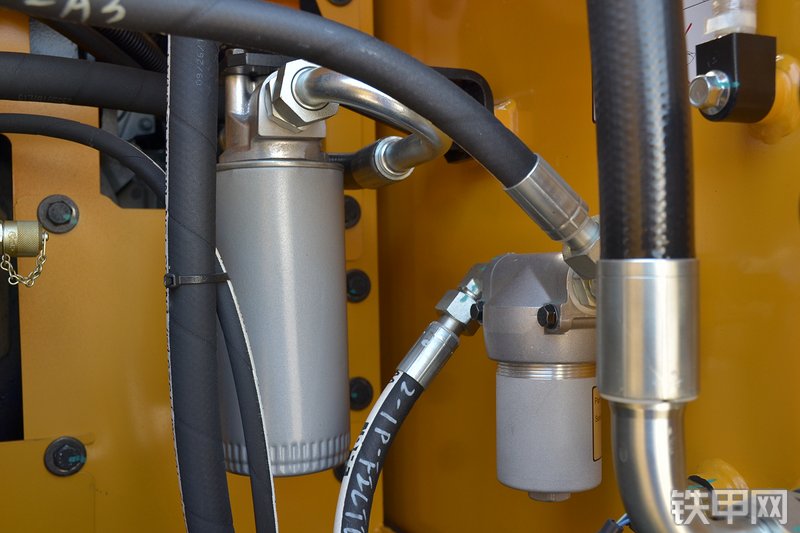 山东临工E6210F挖掘机局部