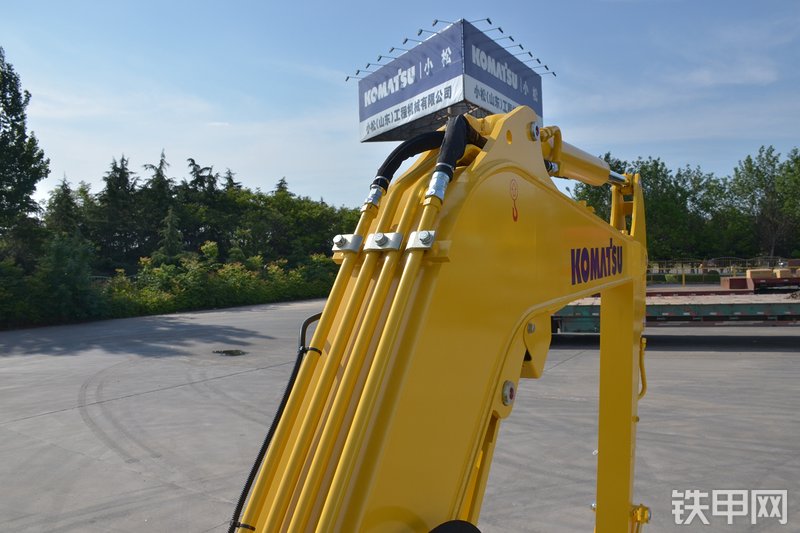 小松PC56-7挖掘机局部