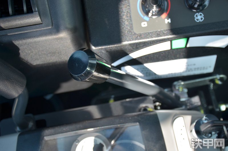 小松PC56-7挖掘机局部