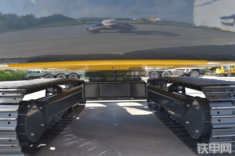 小松PC56-7挖掘机局部